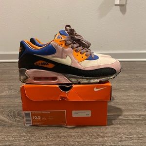 Air max 90 king of the mountain.